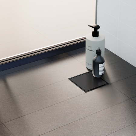 Трап квадратный душевой Vimarr WC-2 515WC231013050 10х10 см черный с рамкой из нержавеющей стали, с горизонтальным выходом D50 мм, решетка под плитку (перевертыш), черная